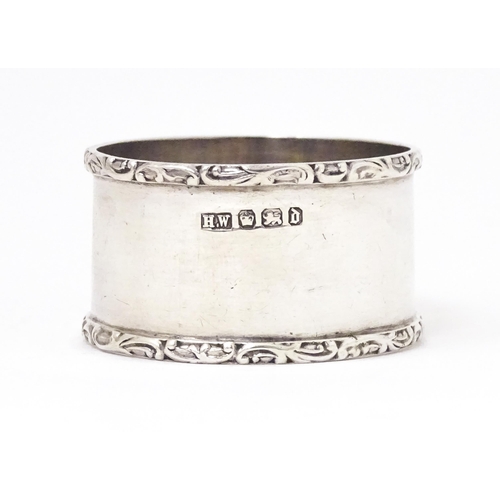 338 - A Victorian silver napkin ring, hallmarked Sheffield 1896 maker Lee & Wigfull