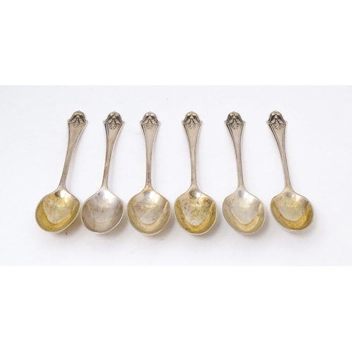 359 - A cased set of six silver teaspoons hallmarked London 1921 Josiah Williams & Co (David Landsborough ... 