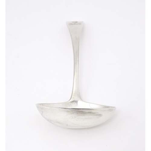 361 - A silver Old English pattern sauce ladle hallmarked London 1809, maker Peter & William Bateman. Appr... 