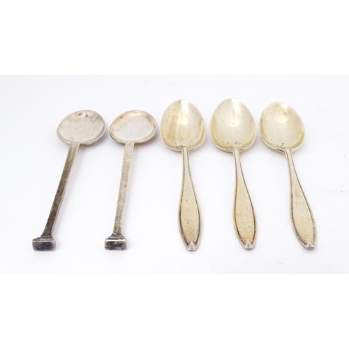 383 - Assorted silver spoons to include three teaspoons hallmarked  Sheffield 1936 maker Cooper Brothers &... 