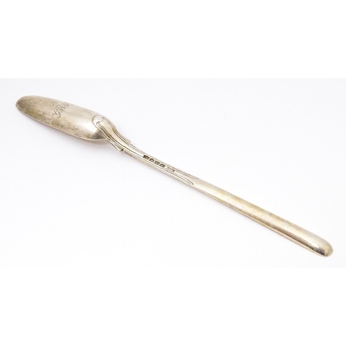 414 - A William IV silver marrow scoop hallmarked London 1834 maker William Eaton. 9