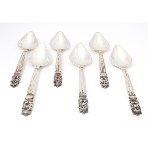 443 - Danish Silver : A set of 6 silver Konig / Acorn pattern fruit / grapefruit spoons by Georg Jensen de... 