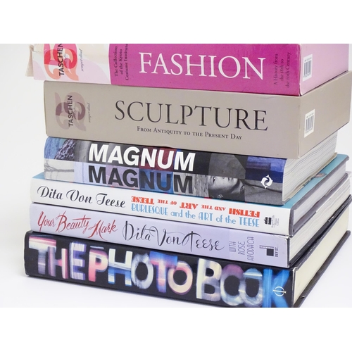 1078 - A quantity of books on the subject of art, including ABC by Damien Hirst 2013, Magnum by Brigitte La... 