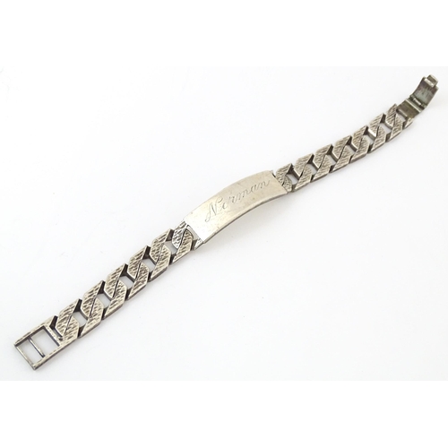 730 - A silver ID bracelet hallmarked London 1979. Approx 7 1/2