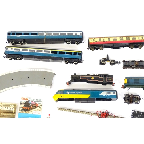 1490 - Toys - Model Train / Railway Interest : A large quantity of train track to include Hornby 00 gauge b... 