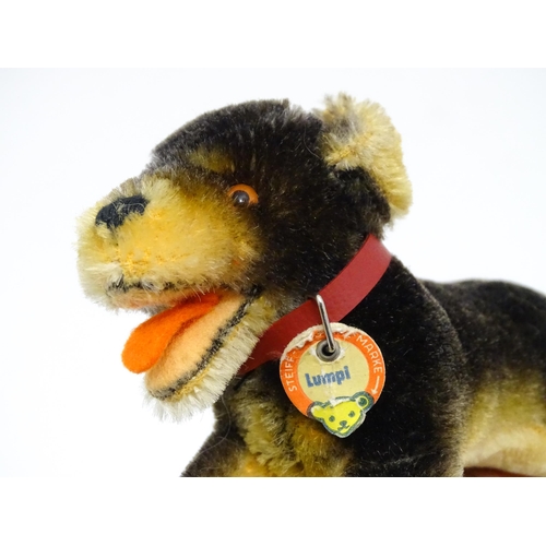 1450 - Toy: A 20thC Steiff mohair soft toy modelled as a Dachshund dog - Lumpi, with stitched nose, felt to... 