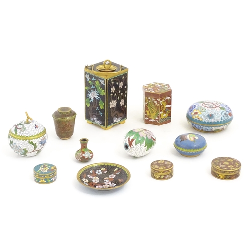 1157 - A quantity of assorted 20thC Chinese cloisonne wares to include miniature vase, egg, pot and cover, ... 