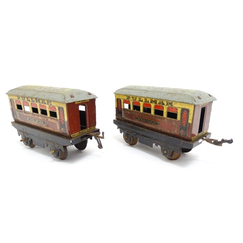 1466 - Toys - Model Train / Railway Interest : A Hornby tinplate clockwork O Gauge Passenger Set, no. 31, c... 