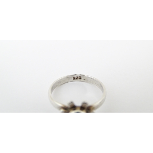 749 - Nine assorted silver rings (9)