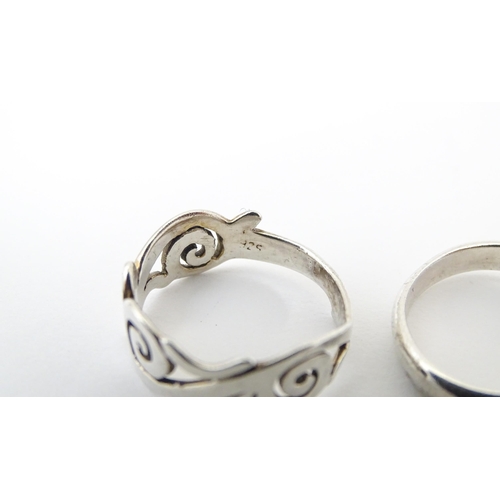 749 - Nine assorted silver rings (9)