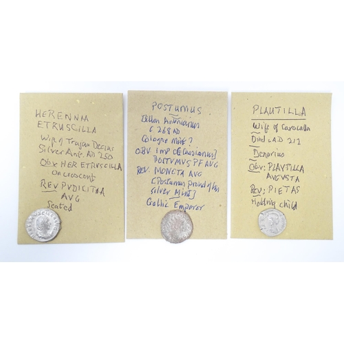 805 - Coins: A quantity of assorted old coins, tokens, medallions, commemorative coins, and some reproduct... 