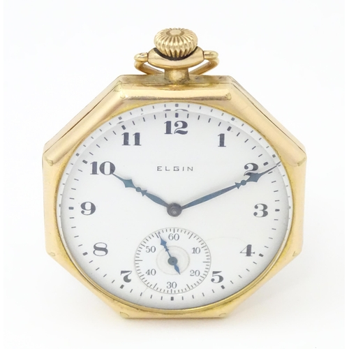 835 - An American crown winding pocket watch by Elgin National Watch Co. The dial signed Elgin with subsid... 