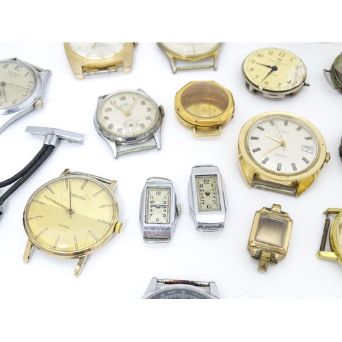 846 - Watchmakers / Repairers Interest : A quantity of assorted wristwatch / wrist watch cases, movements ... 