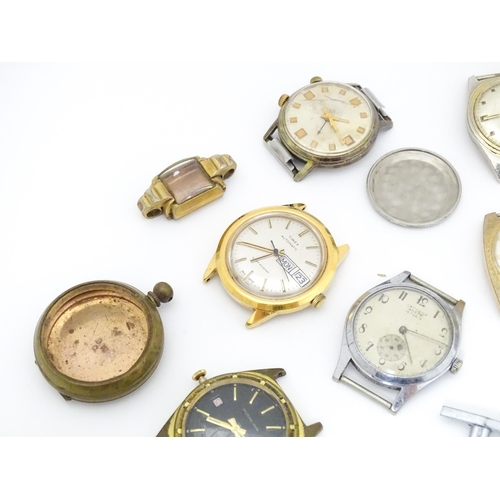 846 - Watchmakers / Repairers Interest : A quantity of assorted wristwatch / wrist watch cases, movements ... 