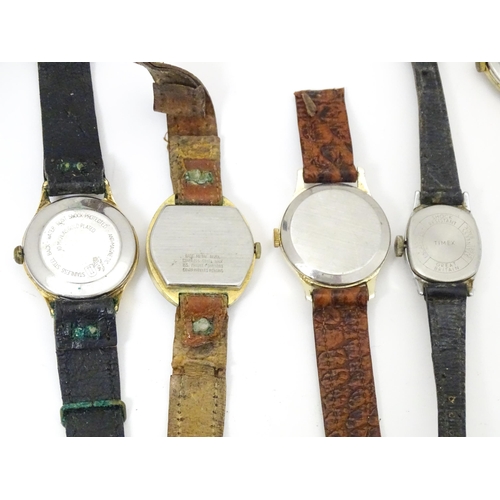 847 - Watchmakers / Repairers Interest : A quantity of assorted wristwatch / wrist watch cases, movements ... 