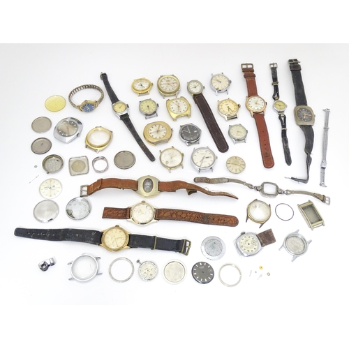 847 - Watchmakers / Repairers Interest : A quantity of assorted wristwatch / wrist watch cases, movements ... 