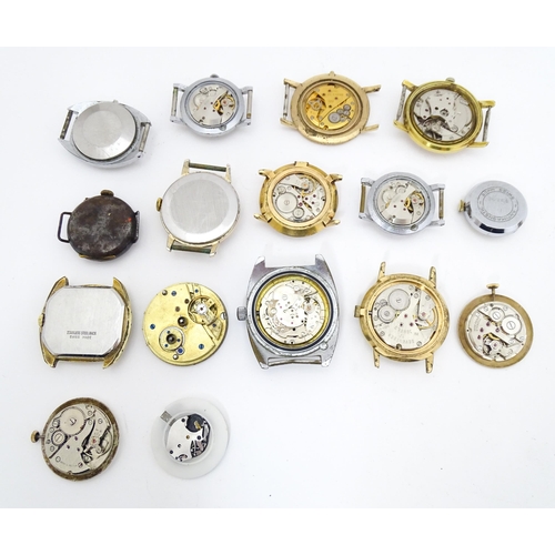 848 - Watchmakers / Repairers Interest : A quantity of assorted wristwatch / wrist watch movements etc.