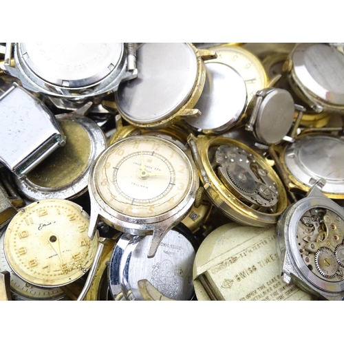 849 - Watchmakers / Repairers Interest : A quantity of assorted wristwatch / wrist watch cases, movements ... 