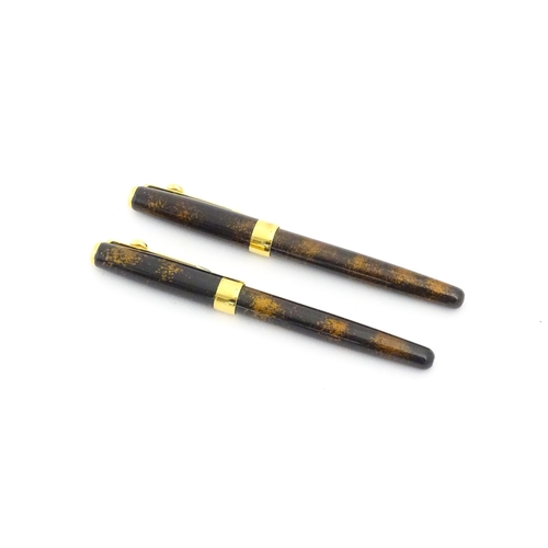 1227 - A Parker Sonnet fountain pen with 18K gold nib, c2004, together with a matching Parker Sonnet ballpo... 