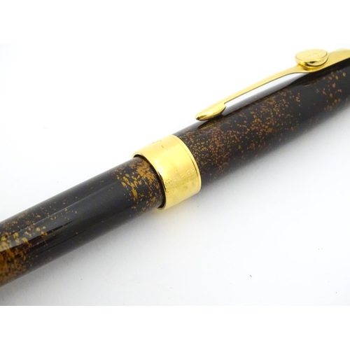 1227 - A Parker Sonnet fountain pen with 18K gold nib, c2004, together with a matching Parker Sonnet ballpo... 