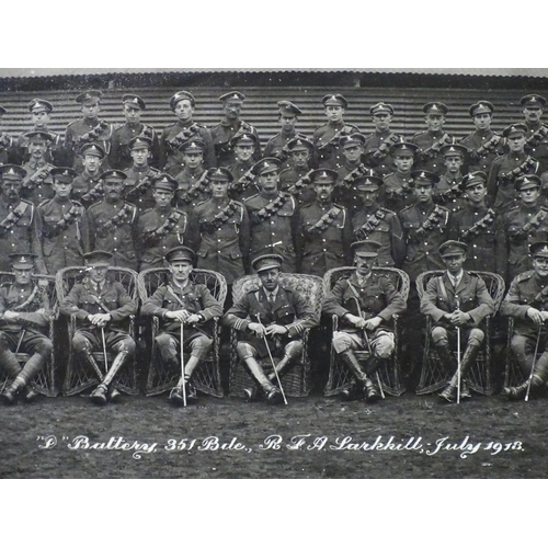 860 - Militaria , WWI / World War 1 / WW1 / First World War : a framed monochrome photograph depicting an ... 