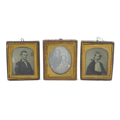 1269 - Four Victorian daguerreotype / ambrotype photographic portraits to include a portrait of a seated ge... 