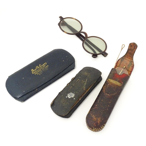 1281 - Assorted 19thC and later spectacles, to include a faux tortoiseshell shell example, pince nez, etc. ... 