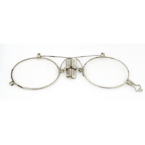 1281 - Assorted 19thC and later spectacles, to include a faux tortoiseshell shell example, pince nez, etc. ... 