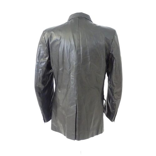 1387 - Vintage fashion / clothing: A black leather Holland & Holland men's jacket, chest measures 40