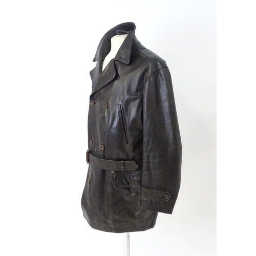 1388 - Vintage fashion / clothing: A men's Holland and Holland brown leather jacket, chest measures 44