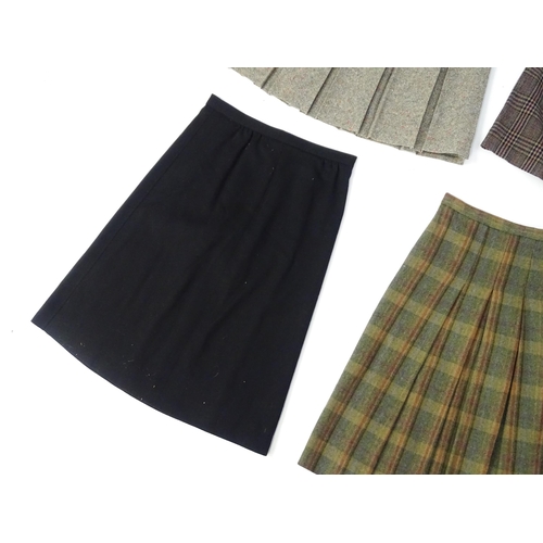 1391 - Vintage fashion / clothing: 5 ladies skirts in UK size 16, to include an Eastex pleated skirt, 2 Jae... 