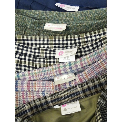 1392 - Vintage fashion / clothing: 5 ladies skirts in UK size 16, from Pitlochry of Scotland / Shetland, wa... 