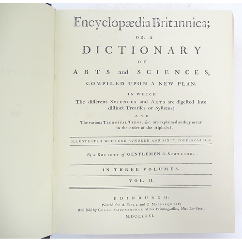 1031 - Books: A replica of the first edition of Encyclopedia Britannica, volumes 1-3. Published by Encyclop... 