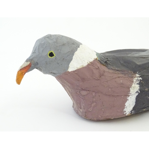 1169 - Shooting Interest: A quantity of 20thC papier mache decoy pigeons with painted detail. Approx. 14