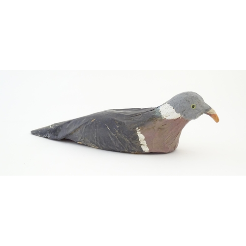 1169 - Shooting Interest: A quantity of 20thC papier mache decoy pigeons with painted detail. Approx. 14