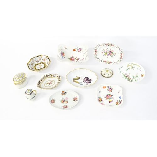 218 - A quantity of assorted English porcelain with hand painted decoration to include examples by Coalpor... 