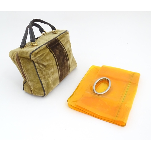 117 - Vintage fashion / clothing: 2 retro handbags comprising a transparent orange bag measuring 11 3/4