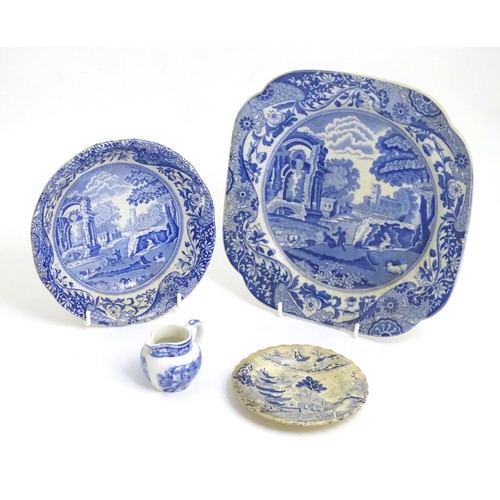 122 - Four items of blue and white ceramics, to include a Copeland Spode plate decorated in the Italian pa... 