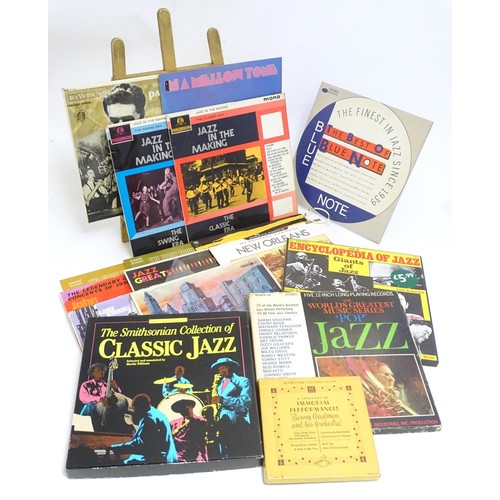 516 - A quantity of 20thC 33 rpm Vinyl records / LPs, - Jazz, comprising: The Panassie Sessions, In a Mell... 