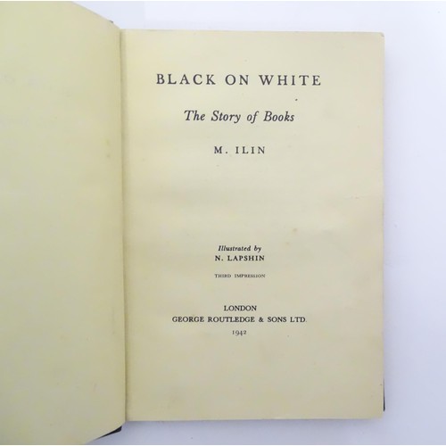 539 - Books: Five assorted books comprising Alice in Wonderland by Lewis Carroll published by the Educatio... 