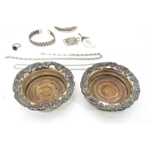 475 - Assorted white metal and silver jewellery together with two small silver plate bottle coasters, each... 