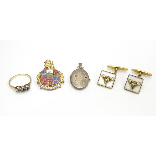 494 - Assorted items to include a silver locket, 9ct gold ring, etc.