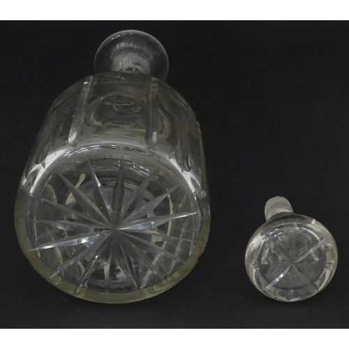 552 - Two 19thC glass decanters. The tallest approx 11 1/2