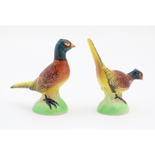 154 - A Carlton Ware cruet on stand, the salt and pepper 
modelled as pheasants. Pheasants approx. 3 3/4