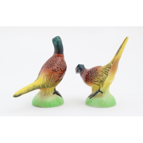 154 - A Carlton Ware cruet on stand, the salt and pepper 
modelled as pheasants. Pheasants approx. 3 3/4