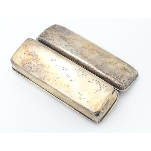 299 - A silver box of rectangular form hallmarked Birmingham 1906, maker Levi & Salaman. Approx 3 1/2