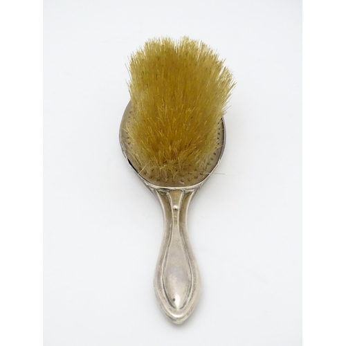 337 - A silver brush hallmarked Birmingham 1913 maker A & J Zimmerman Ltd. Approx. 9 1/2