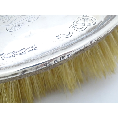 337 - A silver brush hallmarked Birmingham 1913 maker A & J Zimmerman Ltd. Approx. 9 1/2