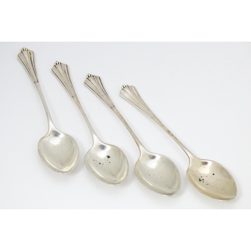 378 - Four silver Albany pattern teaspoons, hallmarked Sheffield 1918 maker Lee & Wigfull (Henry Wigfull) ... 