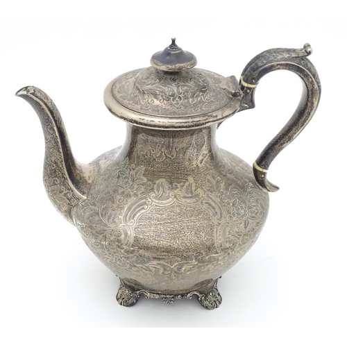 438 - A large William IV silver teapot, hallmarked London 1830 maker Richard Pearce & George Burrows. Appr... 